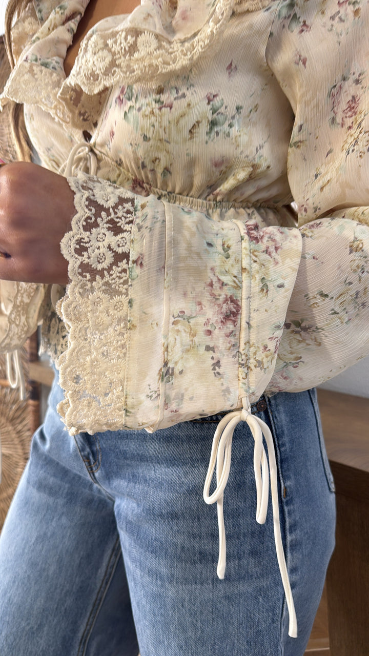 Dainty Pearl Floral Top, Sand