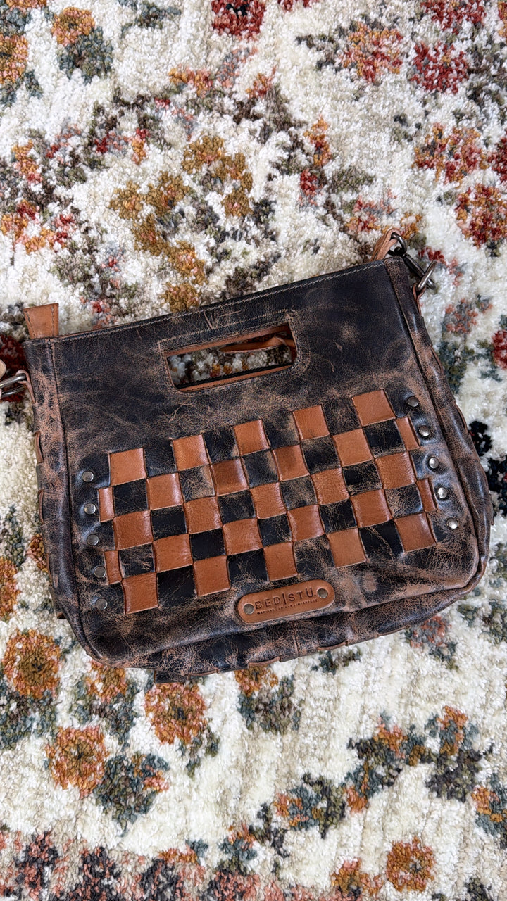 Bedstu Keiki, Black Lux Tan Rustic