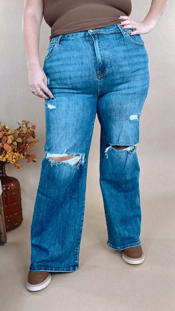 EMERY ROSE Women's Casual Wash Cuffed Denim Jeans | ChicGrl