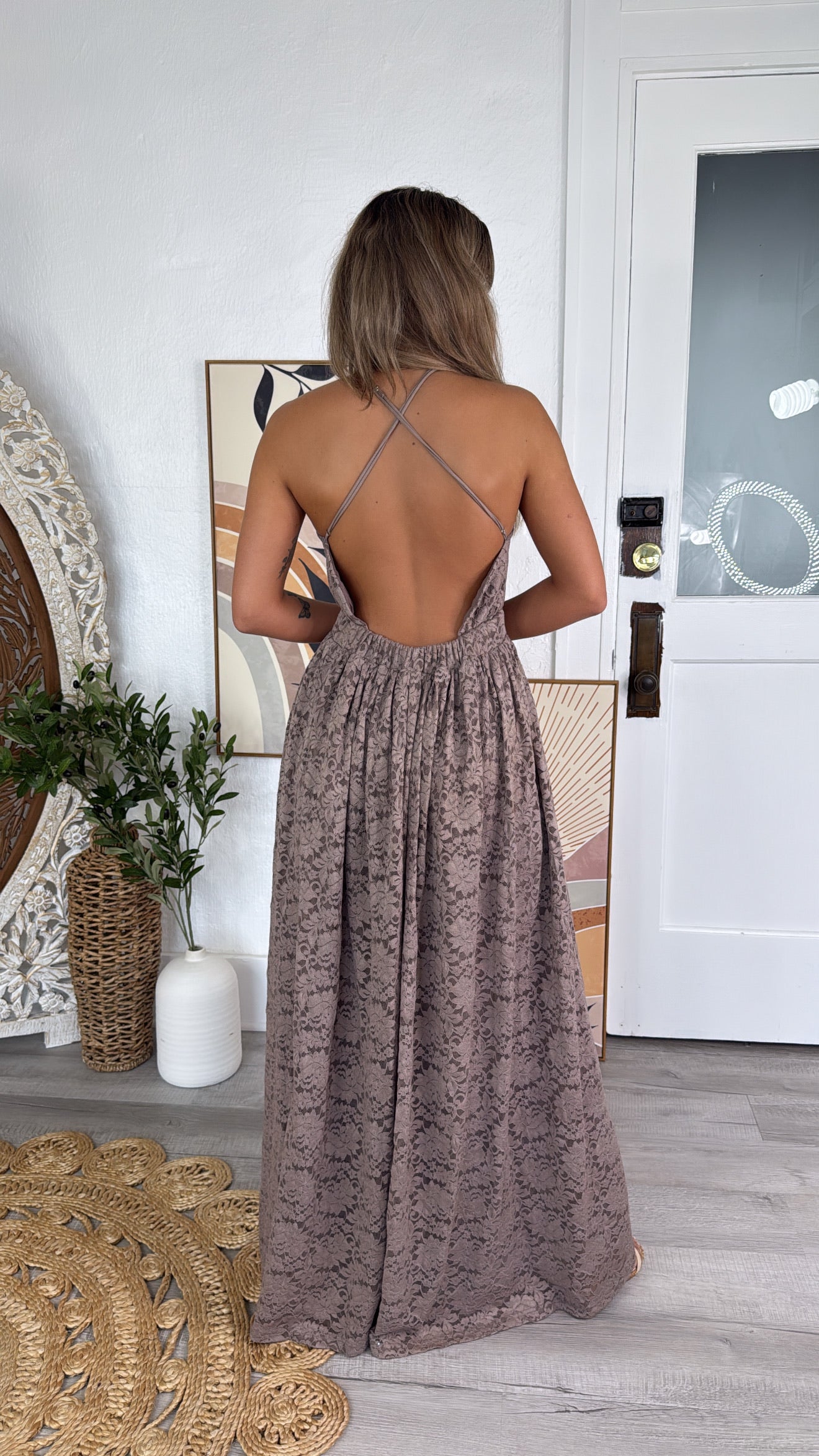 ECB Exclusive: Layla Lace Maxi Dress, Taupe – Everyday Chic Boutique