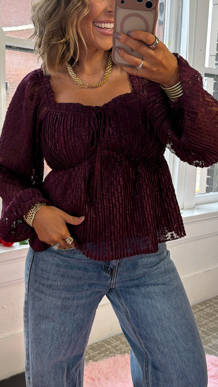 Sylvie Sweetheart Blouse, Burgundy