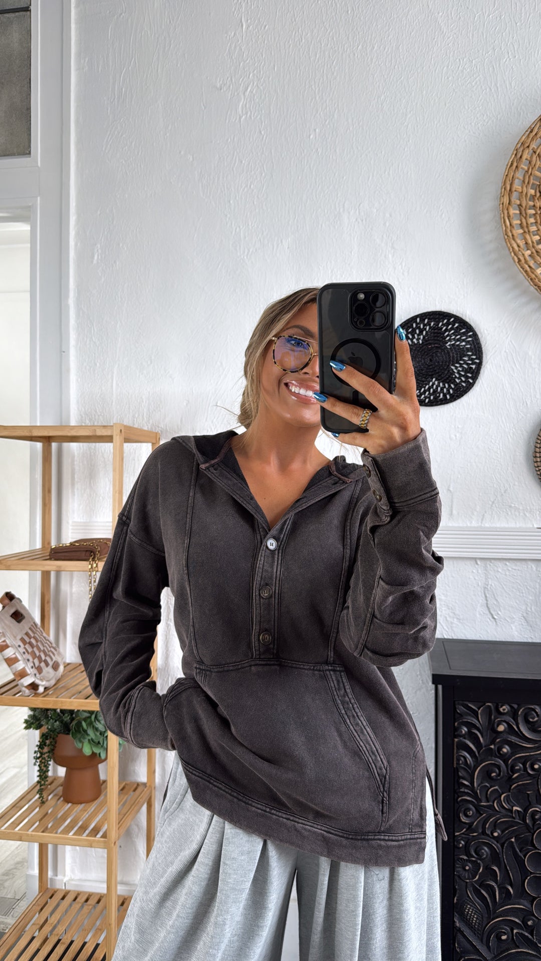 Campfire Nights Hoodie, Washed Black