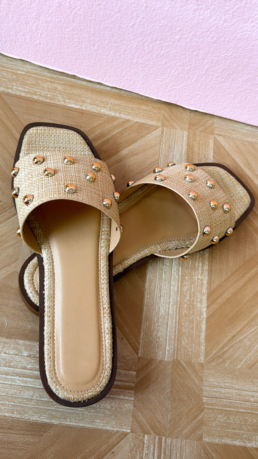 Honey Glow Sandals, Raffia With Studs