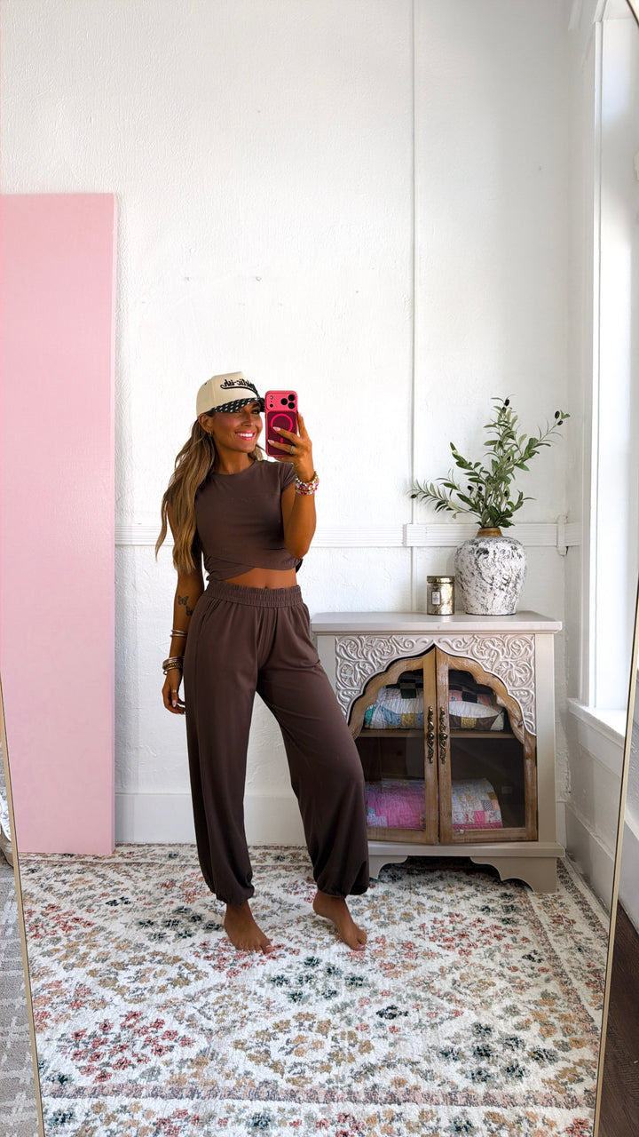 Angel Energy Two Piece Set, Mocha