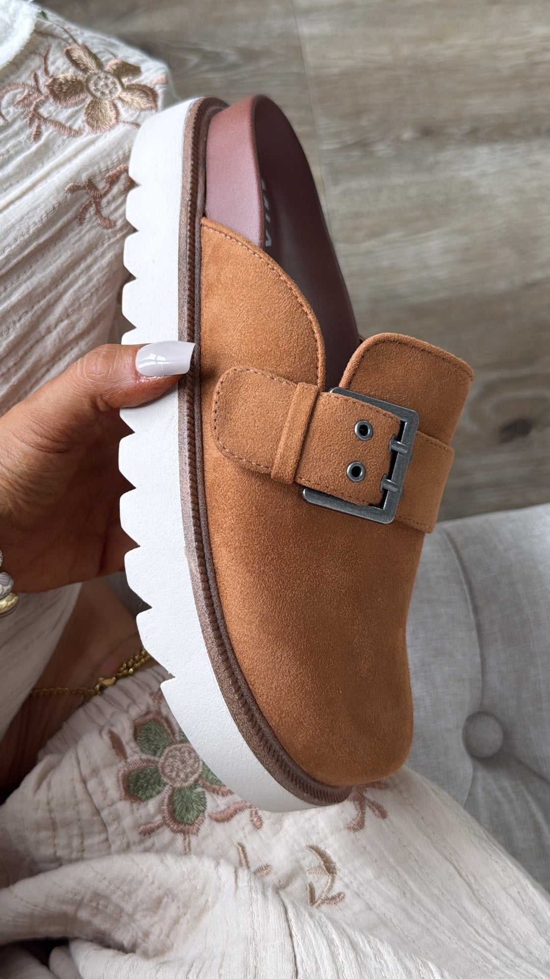 Mirewood Clogs, Camel