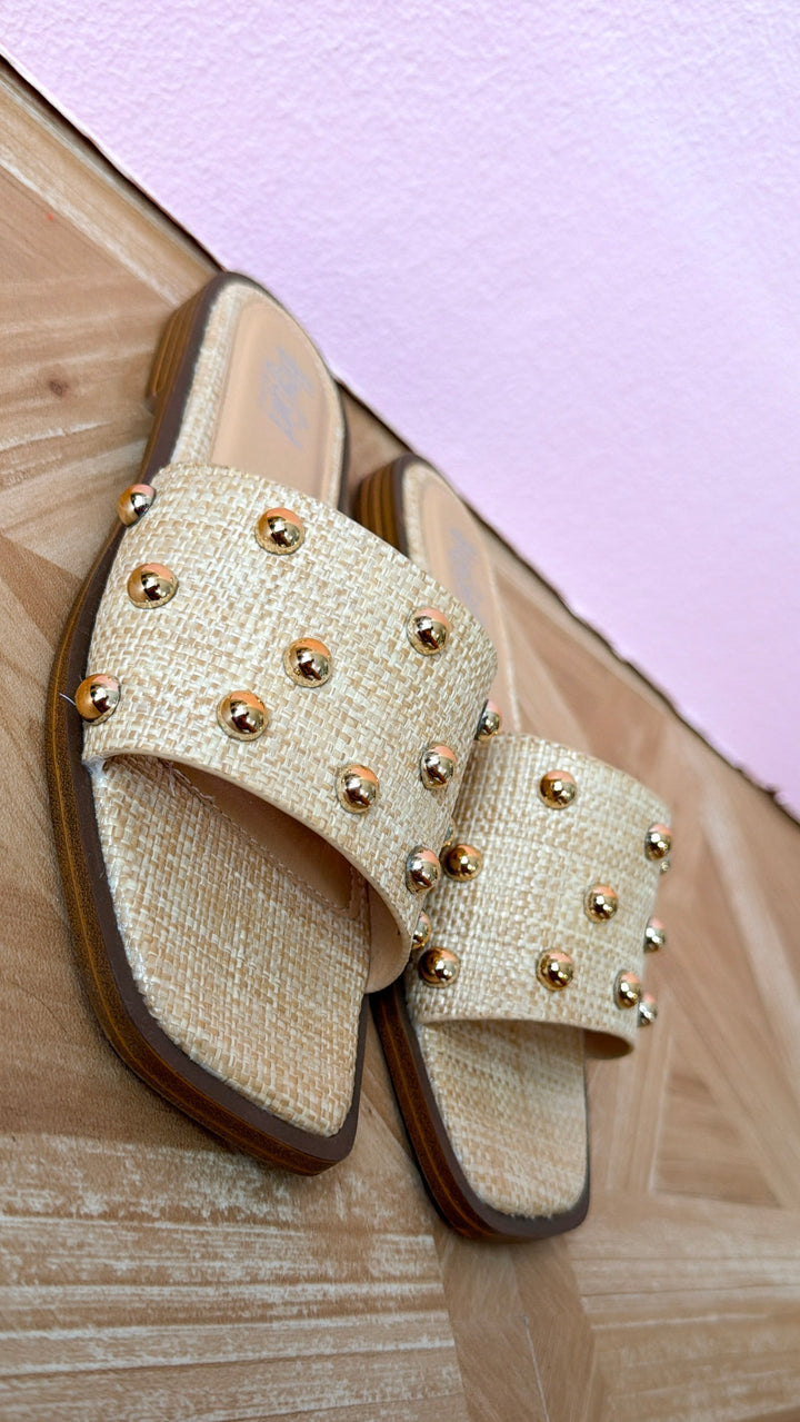 Honey Glow Sandals, Raffia With Studs