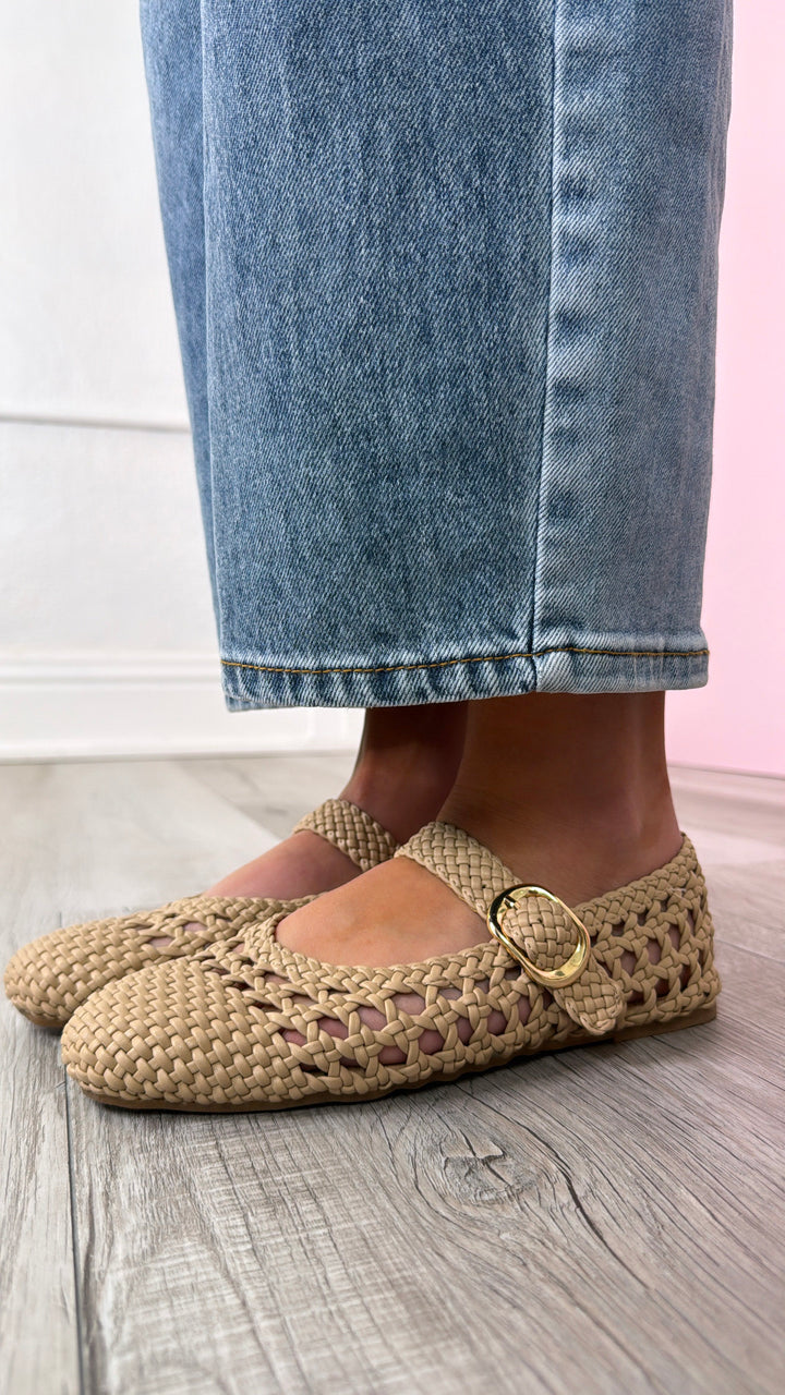 Magnolia Bloom Flat, Camel