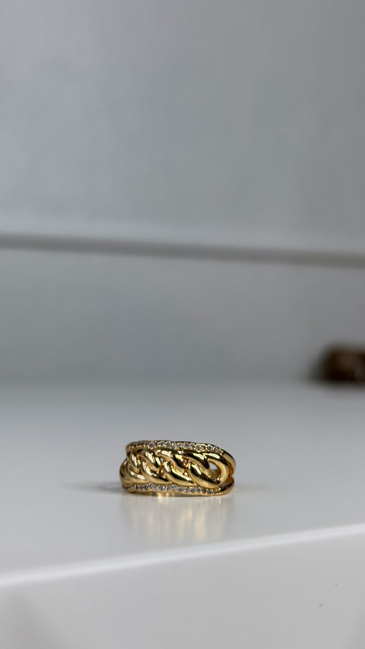Treasure Jewels: Chains Of Love Ring