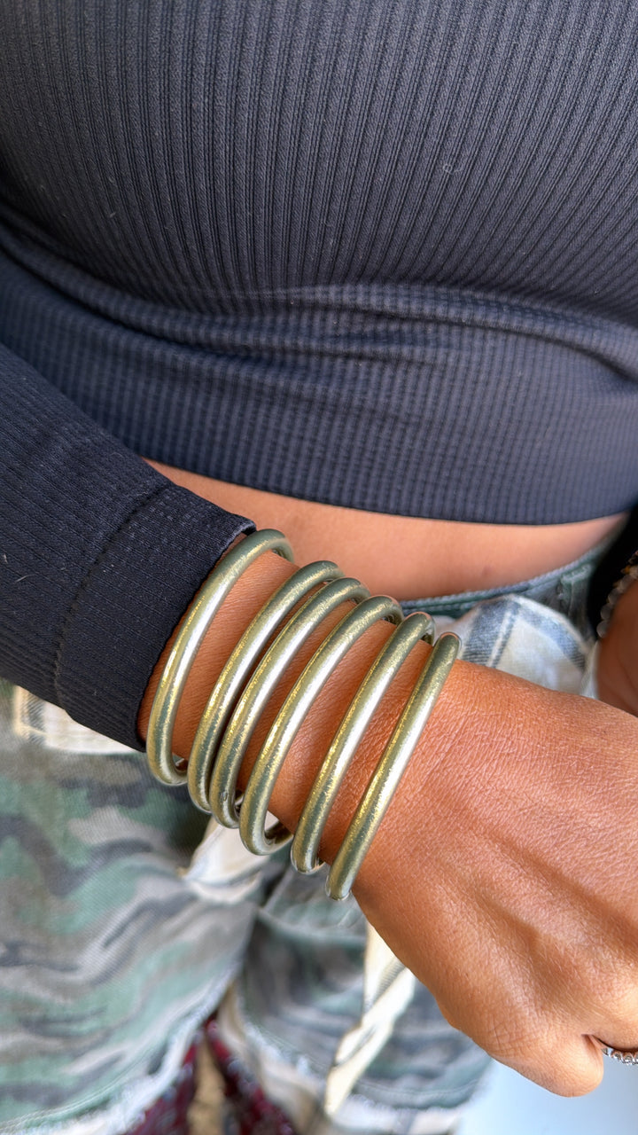 BuDhaGirl: Etoile All Weather Bangle (Set of 6)- Serenity Prayer