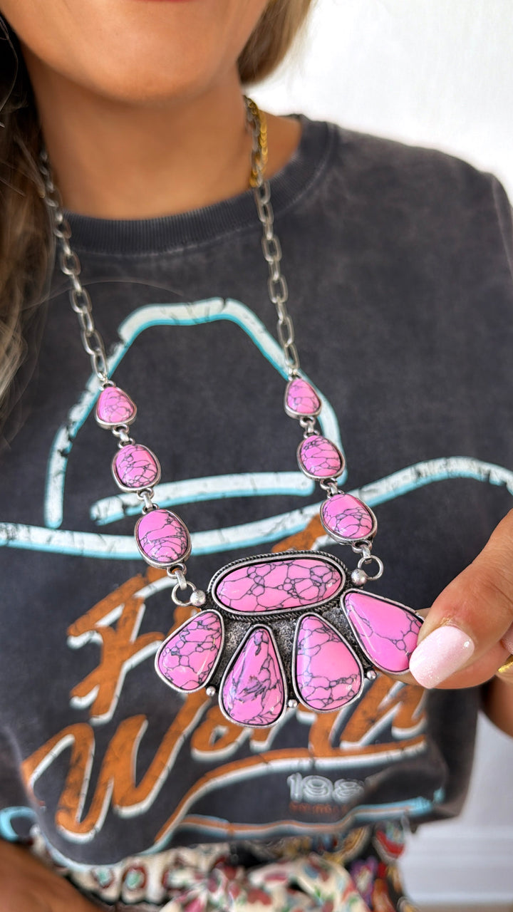 Metal PawChain Necklace, Lt.Pink