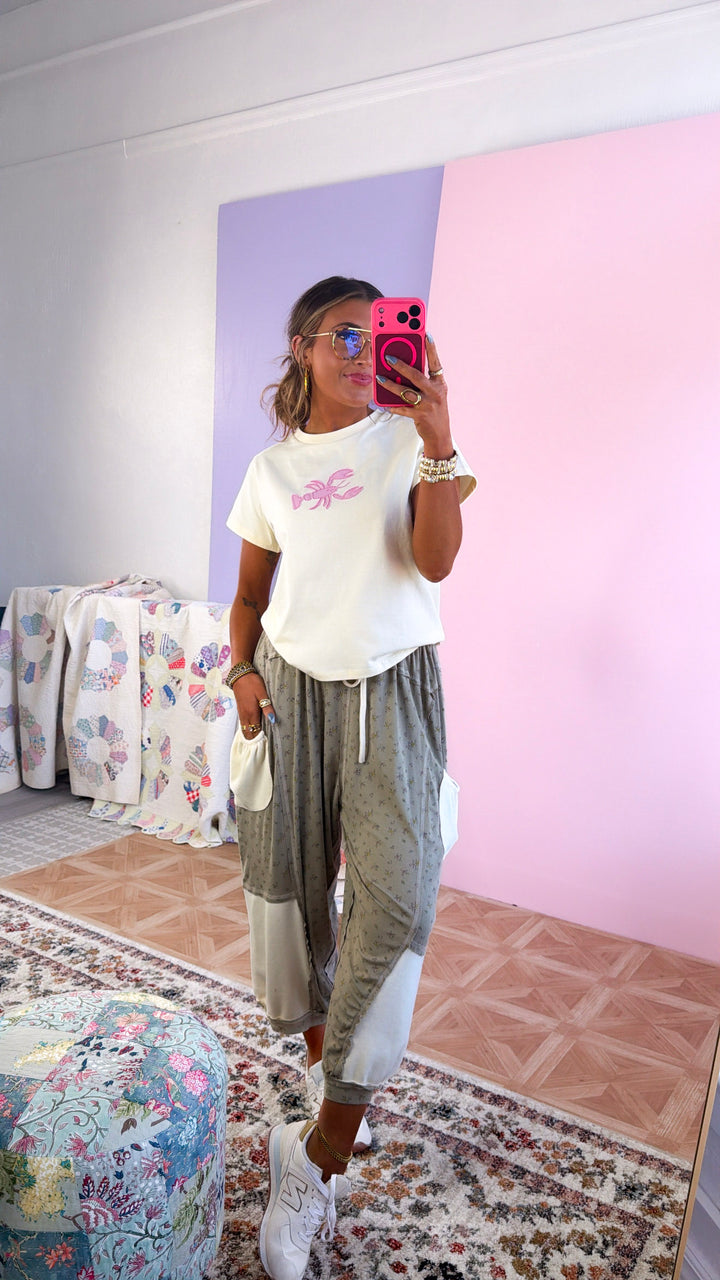 Beachy Patch Tee, Butter/Pink