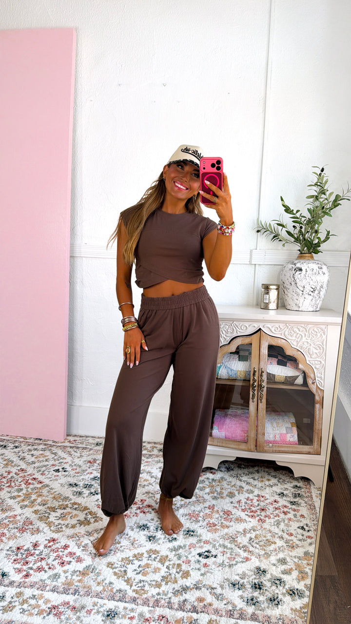 Angel Energy Two Piece Set, Mocha