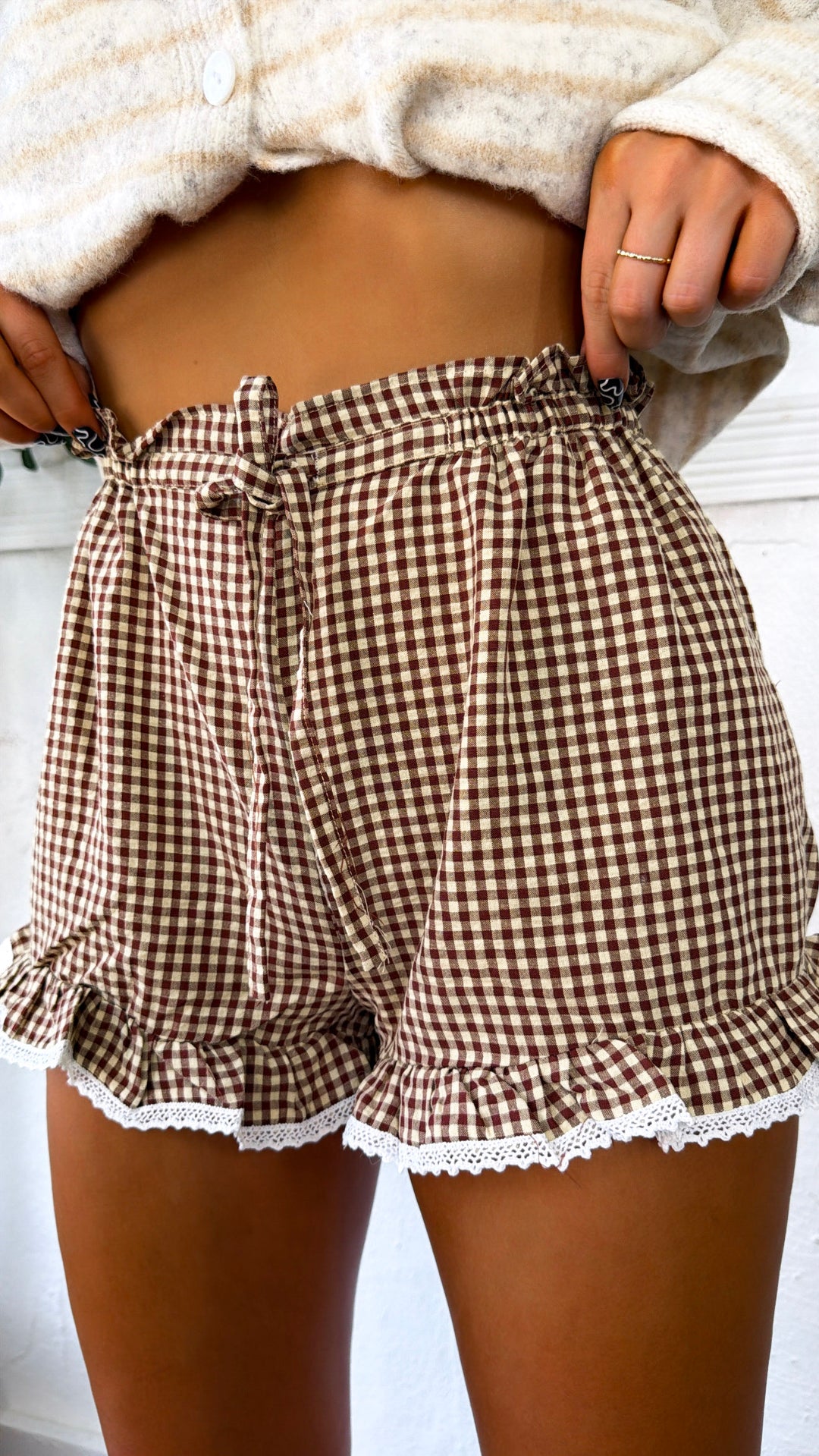 Clover Lace Gingham Shorts, Taupe/Choco