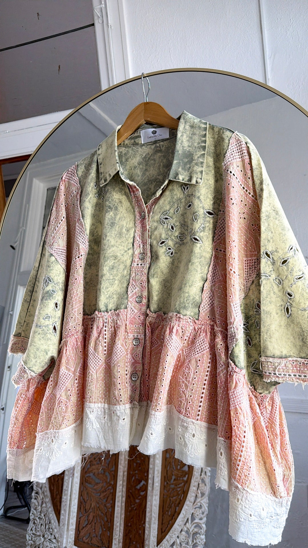 Dark Rise Eyelet Top, Strawberry Matcha