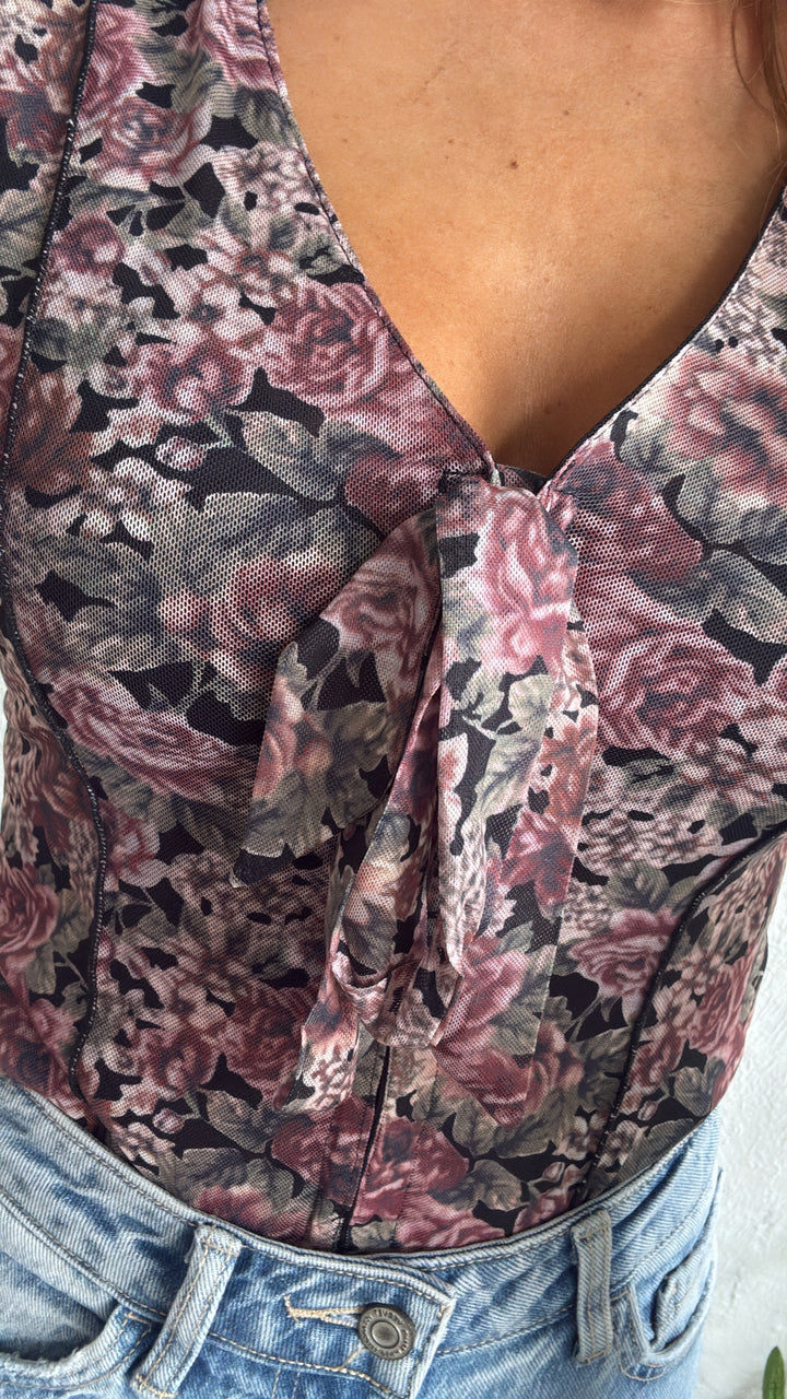 Last Floral Kiss Tied Top, Black