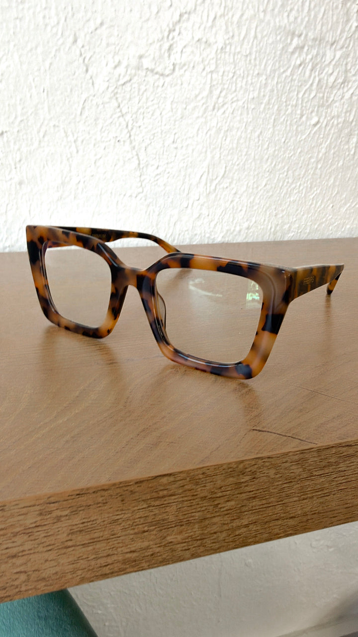 FREYRS: Coco Blue Light Readers Eyeglasses | Milky Tortoise / Blue Light