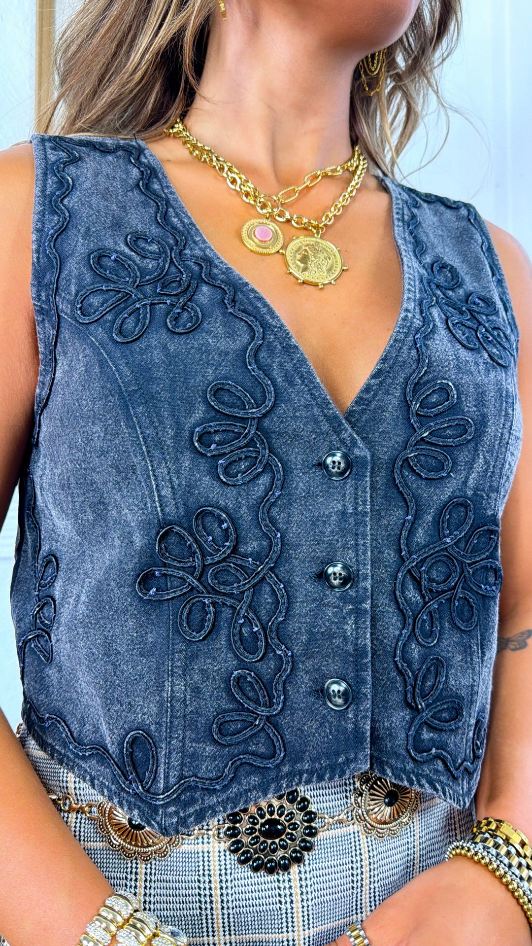 Wisteria Embroidered Vest, Black