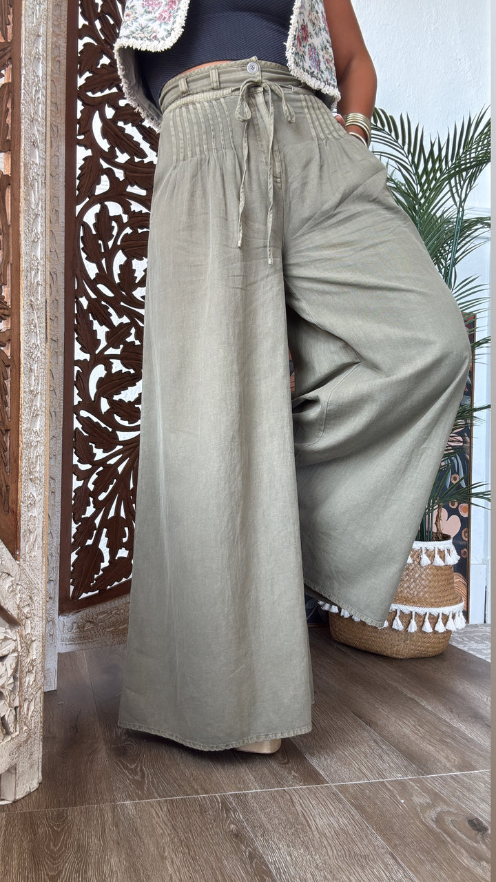 Aged Oak Wide Leg Pant, Olive