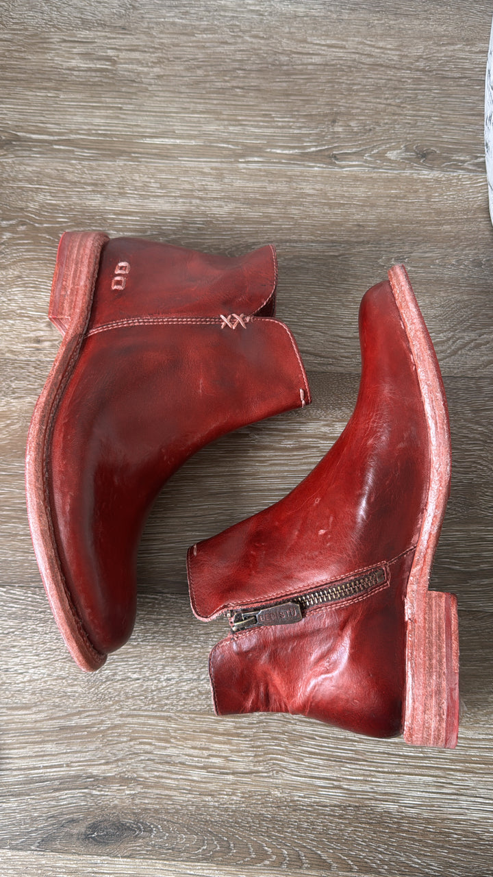 BedStu Yursia, Cherry Lacquer DD TML