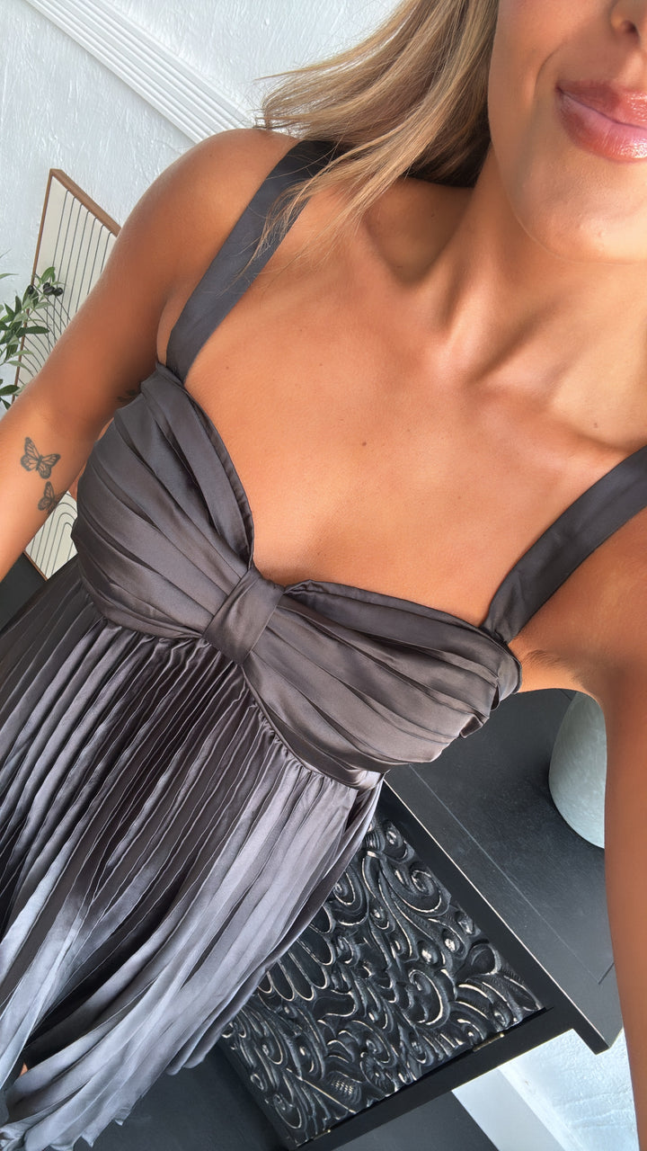 Be Seen Satin Pleated Midi Dress, Black