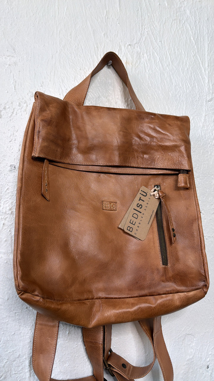 BedStu Howie , Tan Rustic