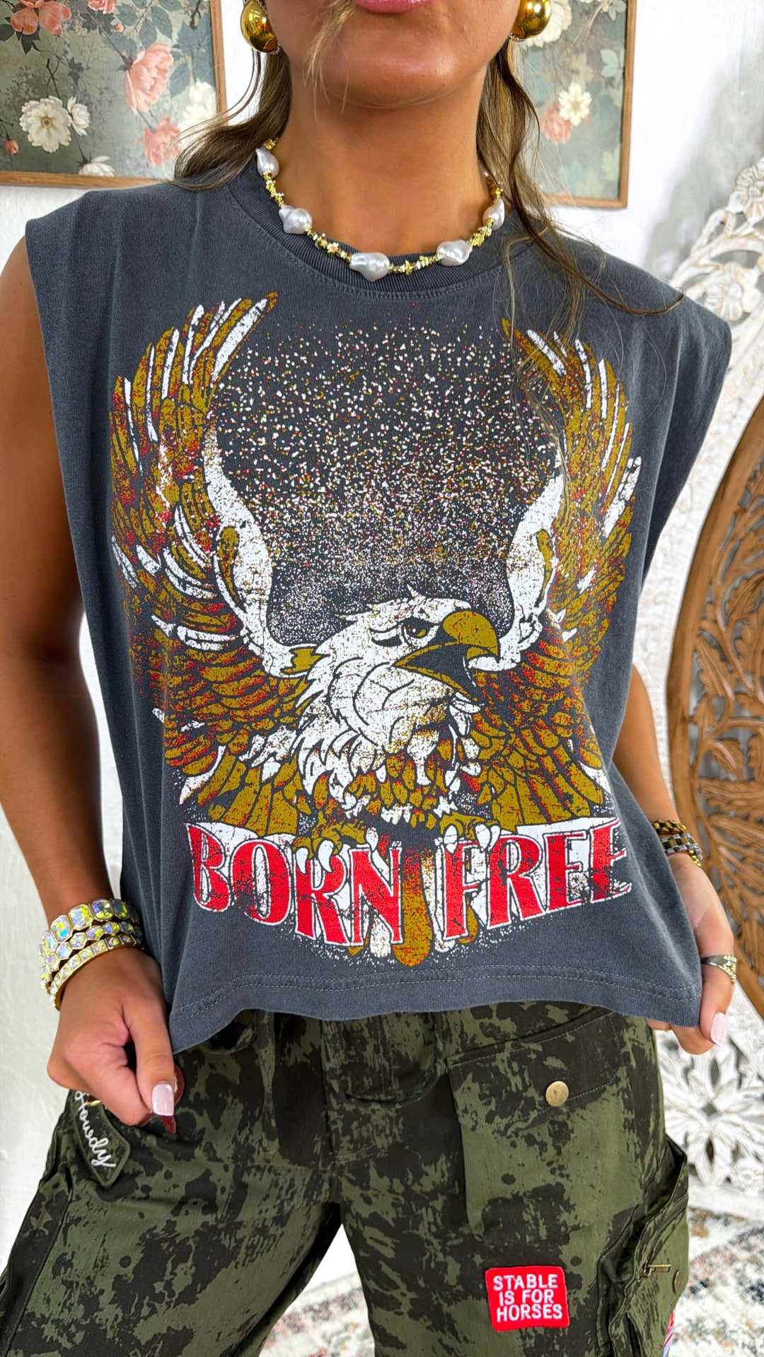 Born Free Muscle Tee, Faded Black