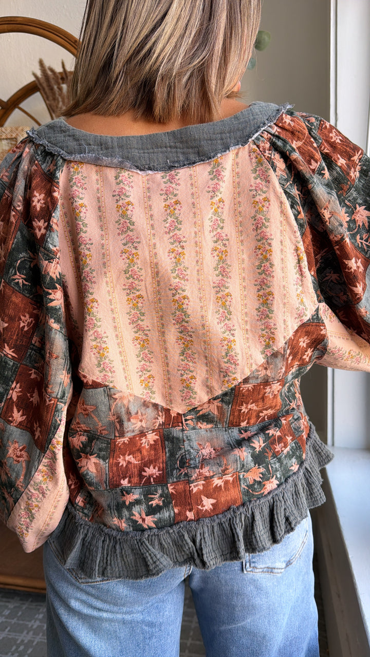 Petal Kiss Blouse, Charcoal Multi