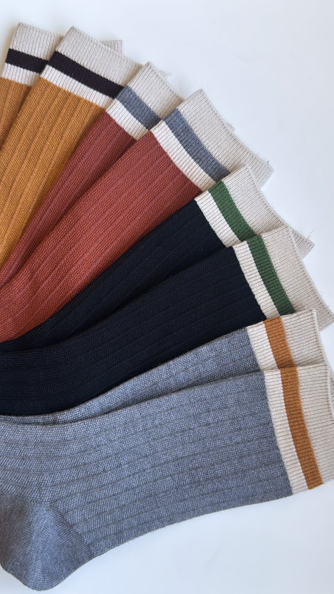 Colorblock Socks, Rust