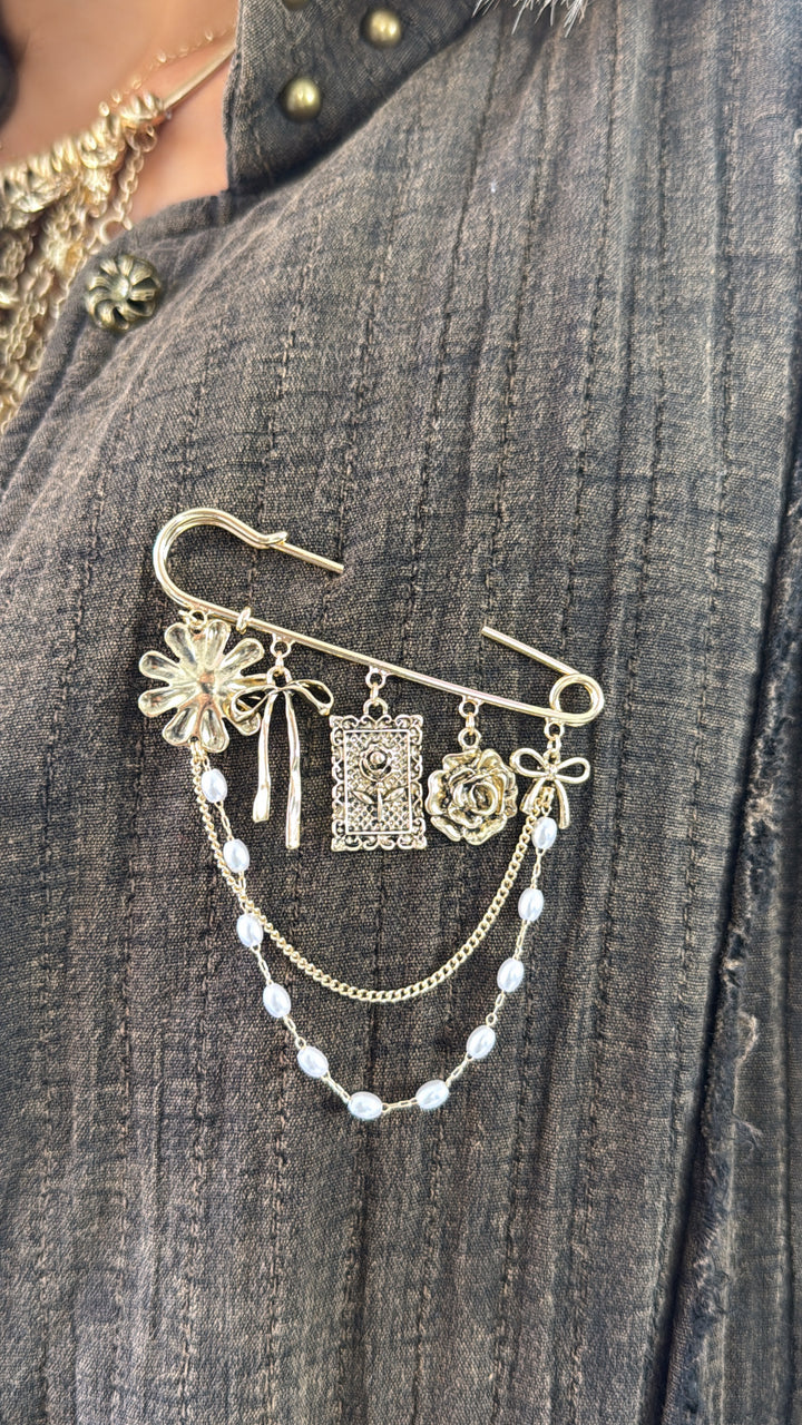 Western Pearl Brooch