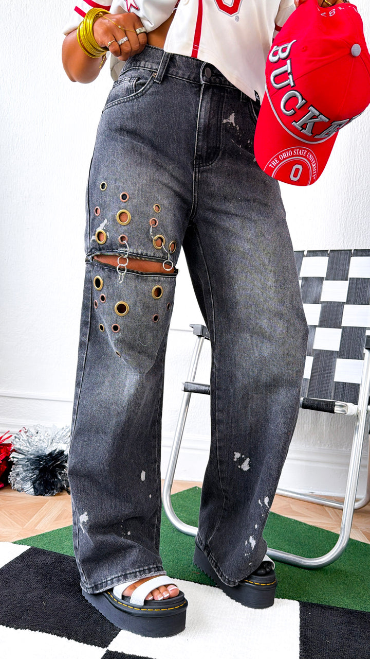 Edgy Washed Eyelet Ring Jeans, Black