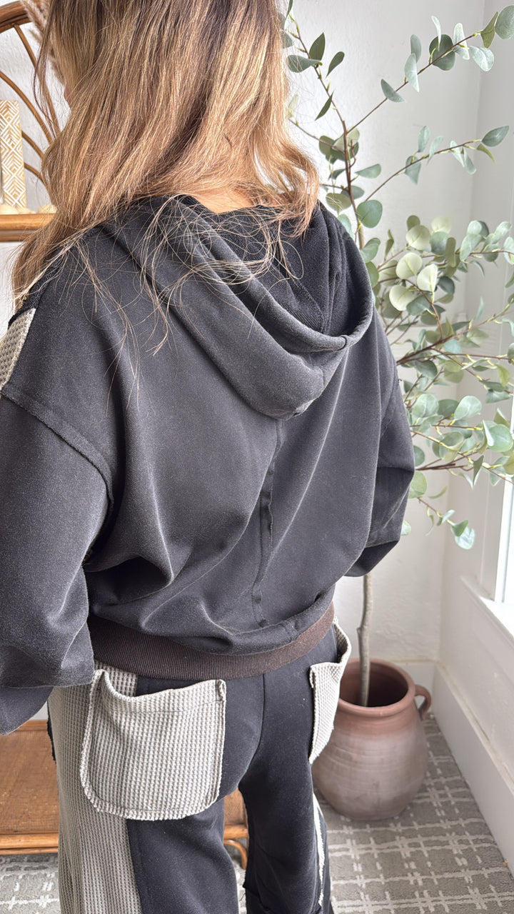 Urban Chic Waffle Knit Zip Up, Black