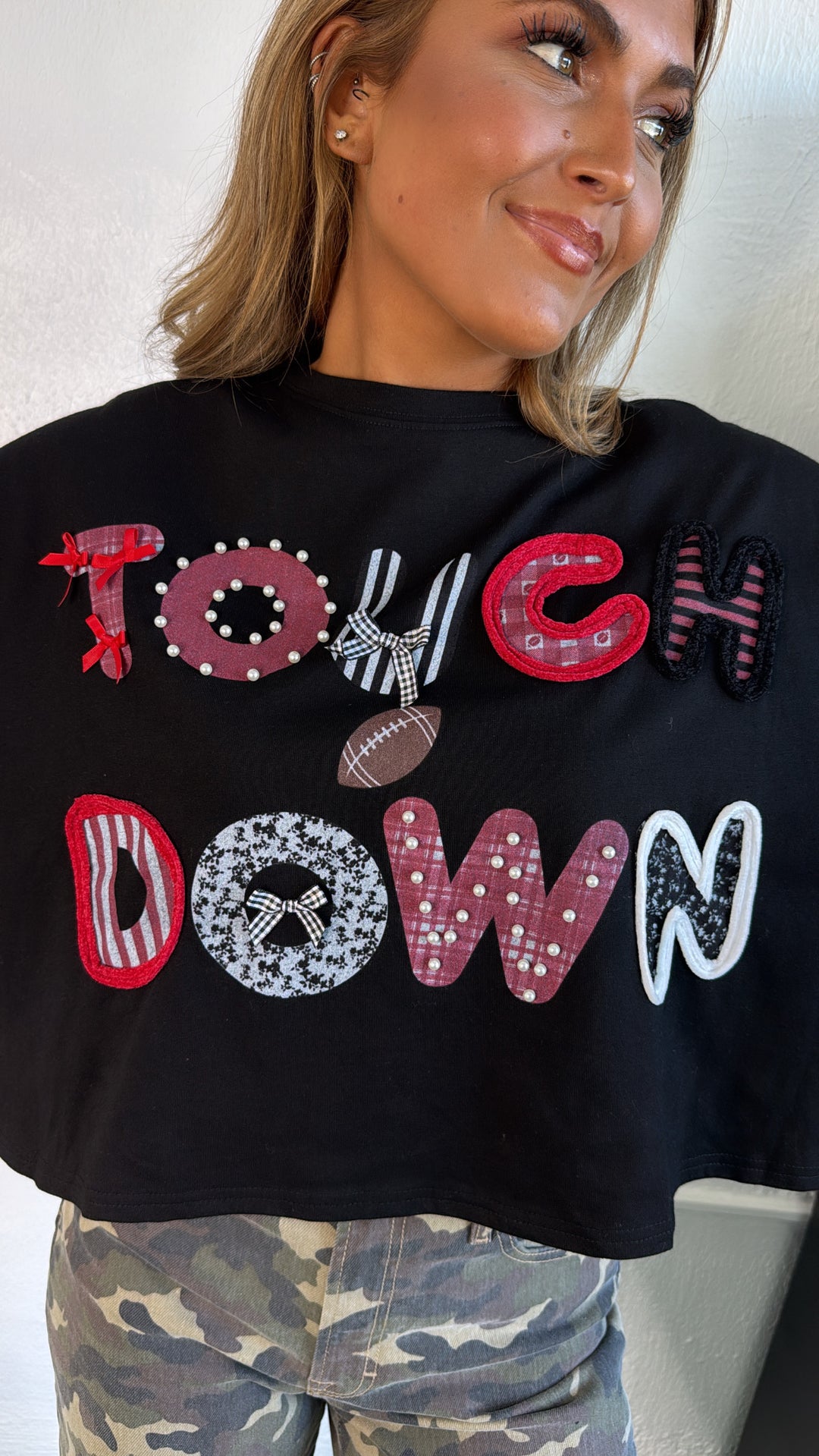 Touchdown Thread Graphic Top, Black