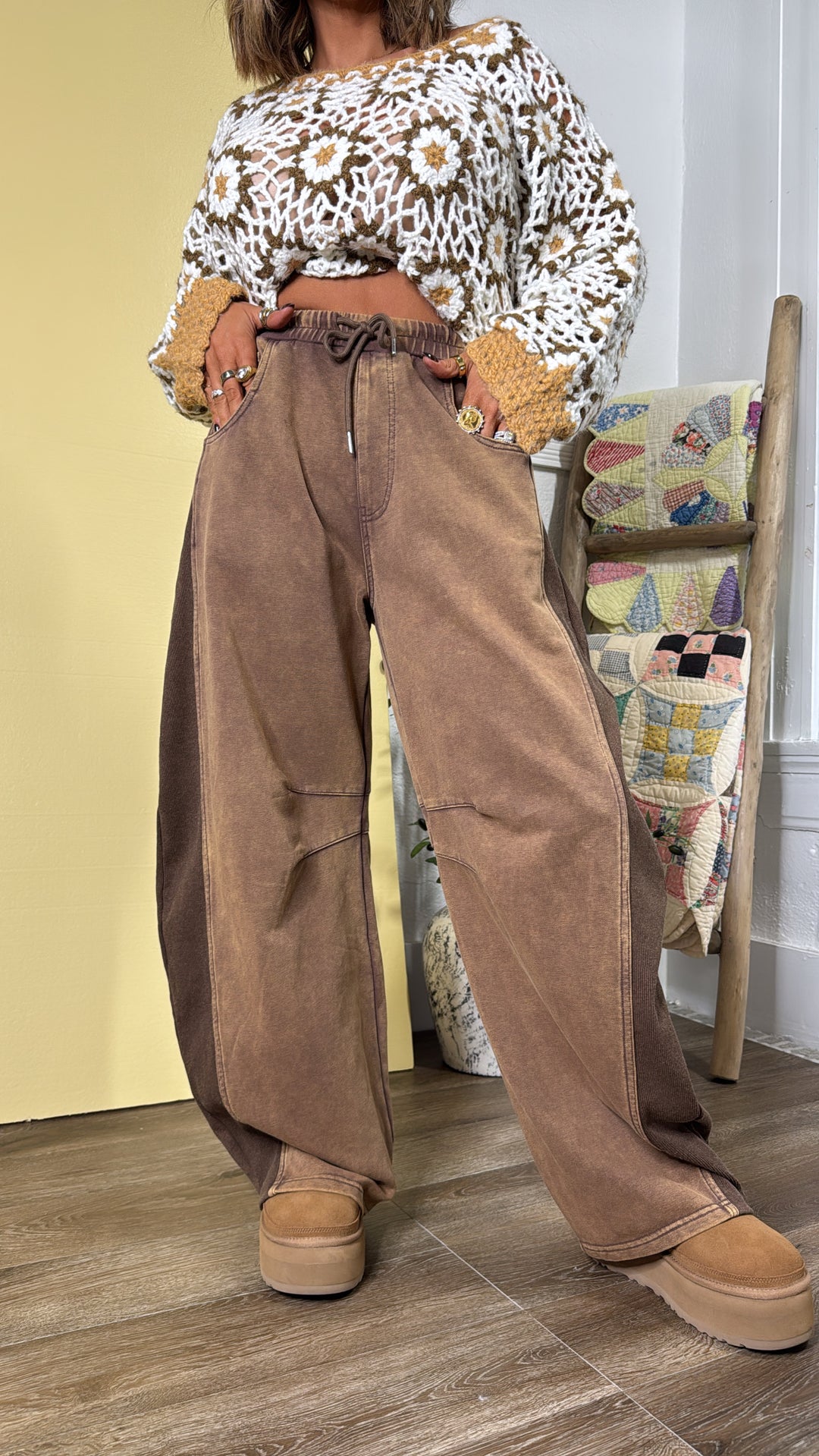 Trend Setter Barrel Leg Sweatpant, Brown