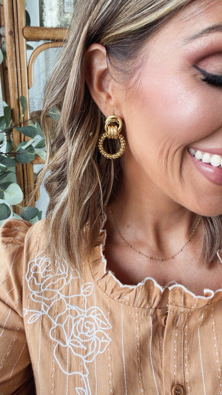 Treasure Jewels: Golden Radiance Hoop Stud