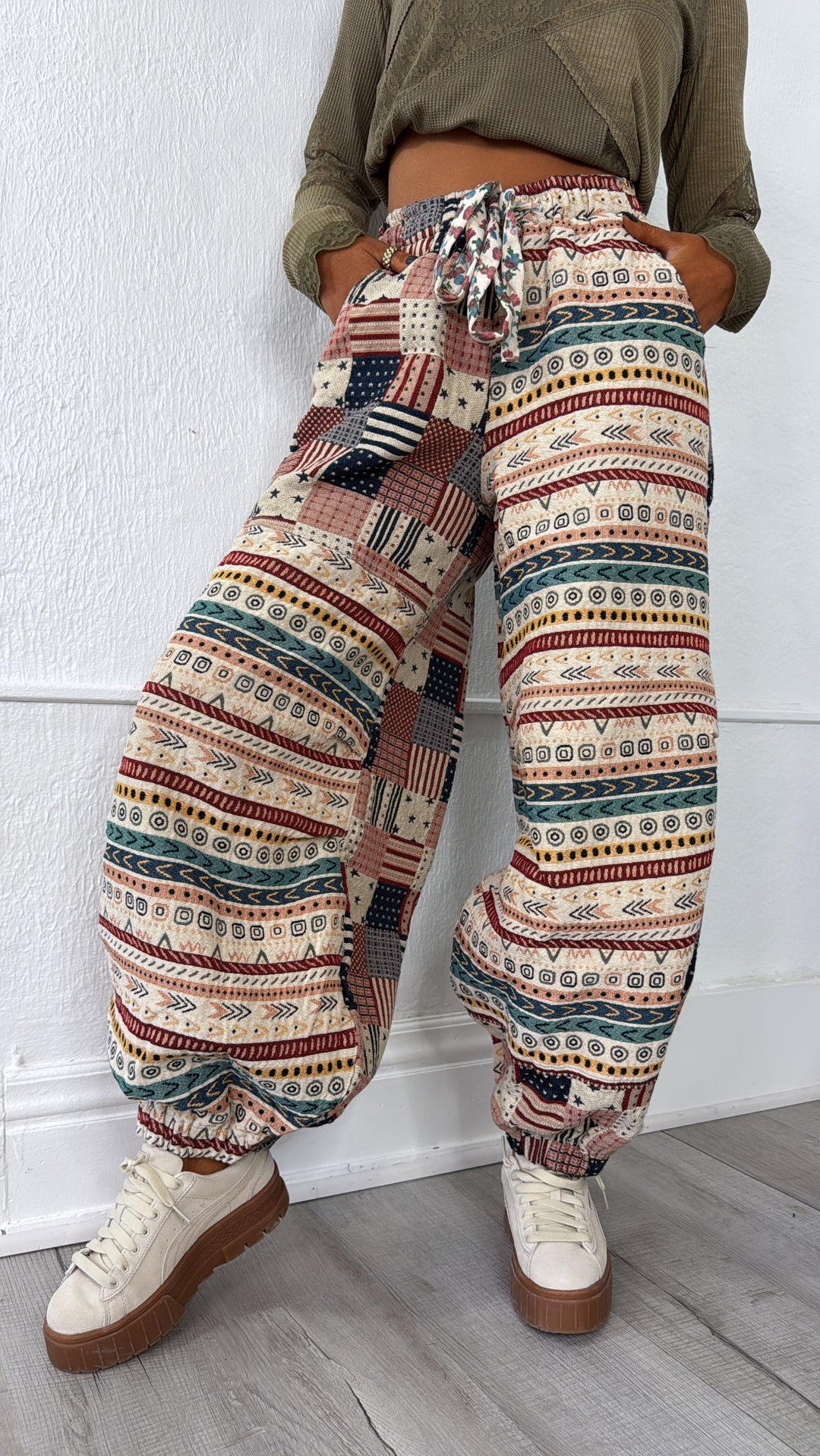 Americana Fields Jogger, Almond/Multi