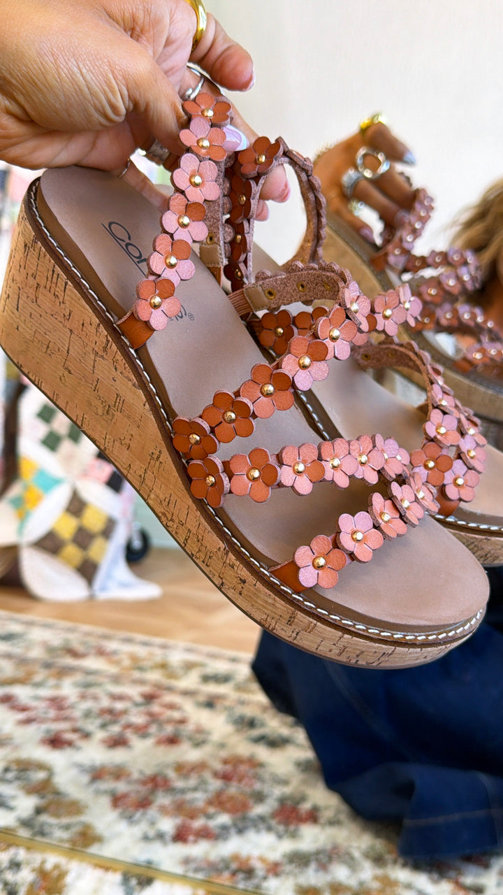 Floral Strap Plattform Wedge, Cognac