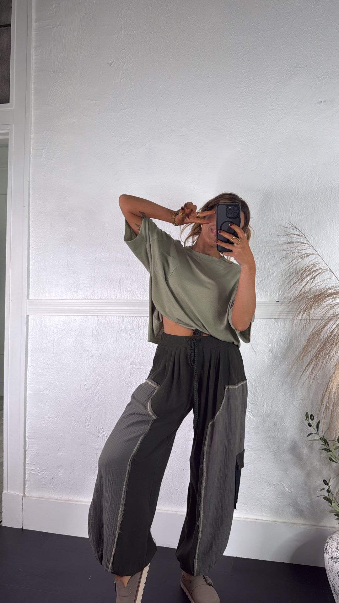 DOORBUSTER: Forever Dreaming Relaxed Pant, Moss Green
