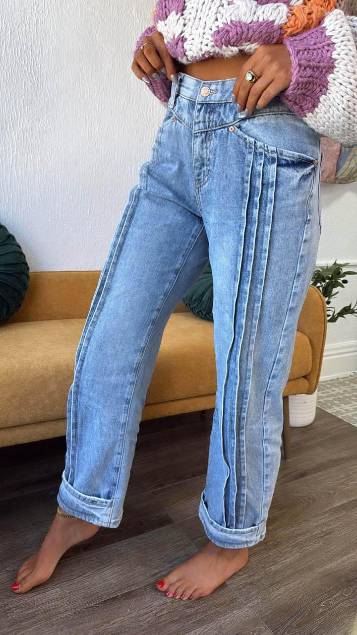 Ridge Pleated Barrel, Medium Light