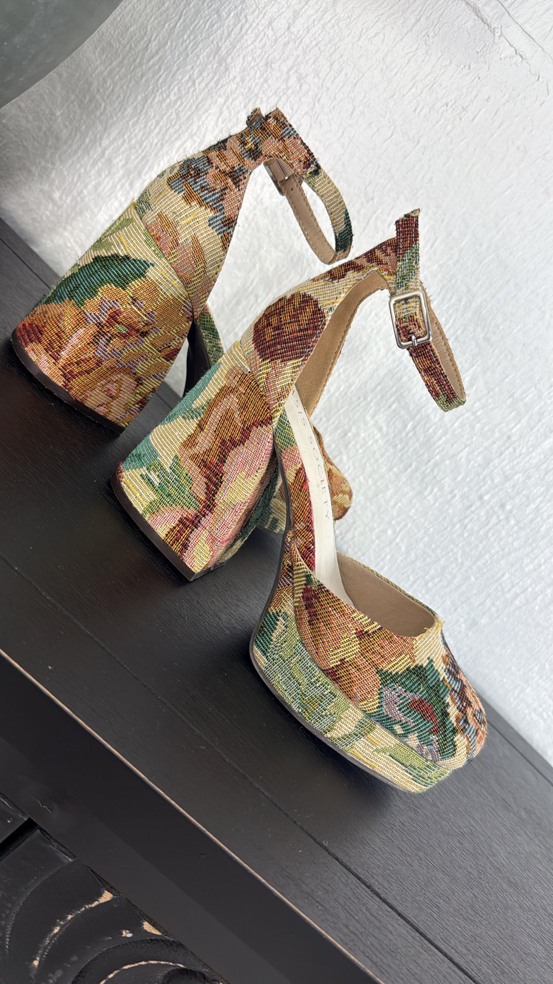 Delilah Tapestry Floral Chunky Platform Mary Jane Heel