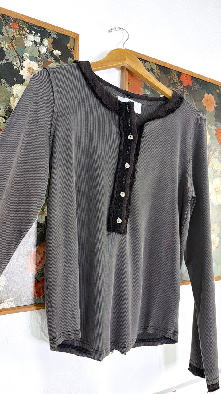 Touch Of Spice Long Sleeve, Iron Grey