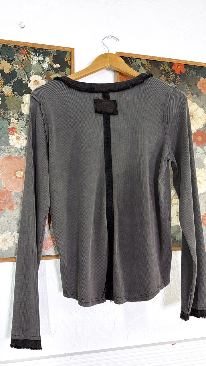 Touch Of Spice Long Sleeve, Iron Grey