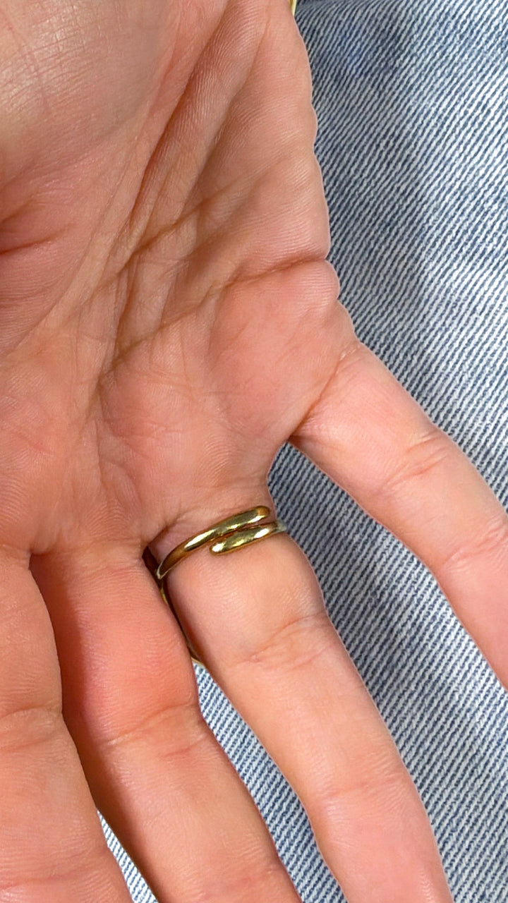The Amanda Ring, Gold