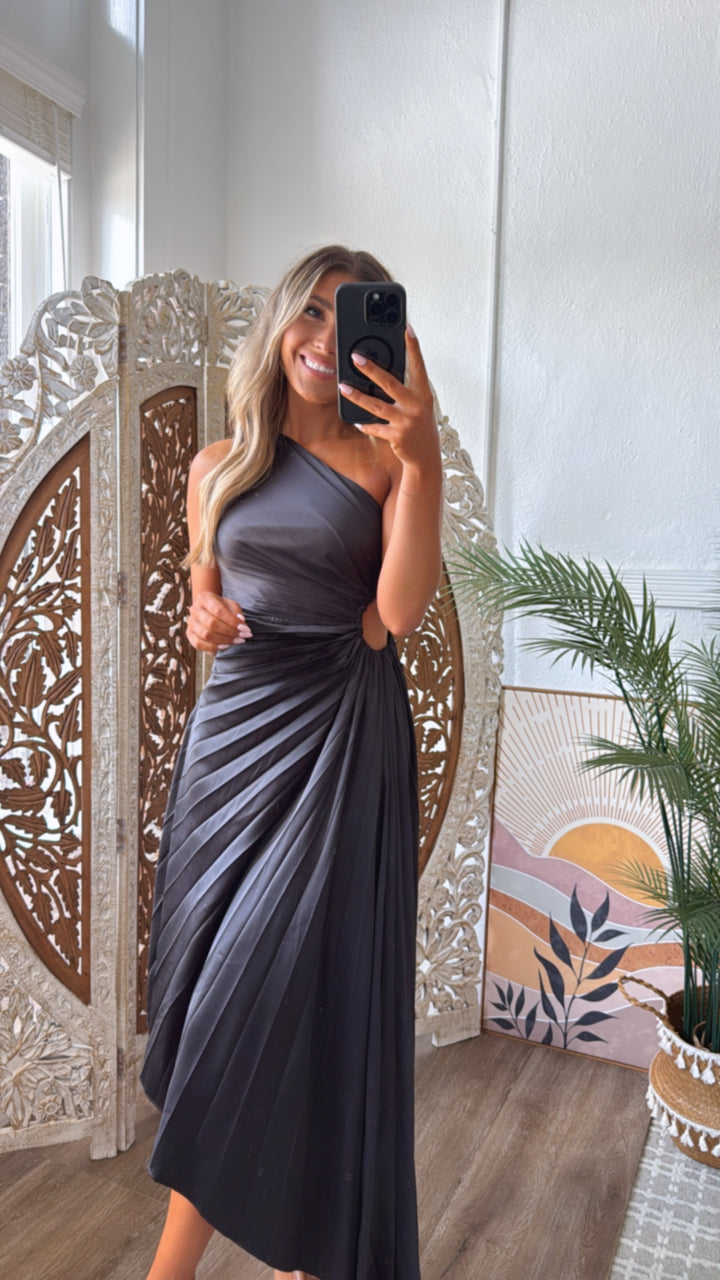 Olivia One Shoulder Satin Pleated Dress, Black