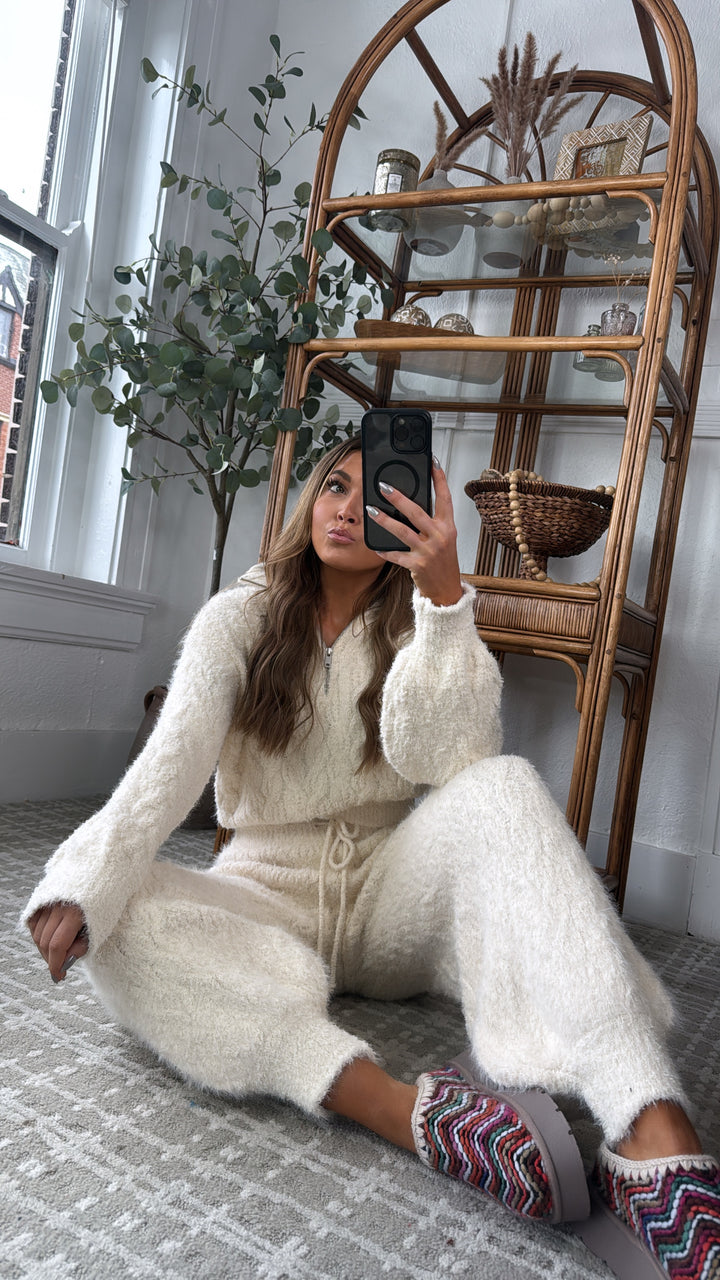 Cozy Breeze Top, Powder Cream