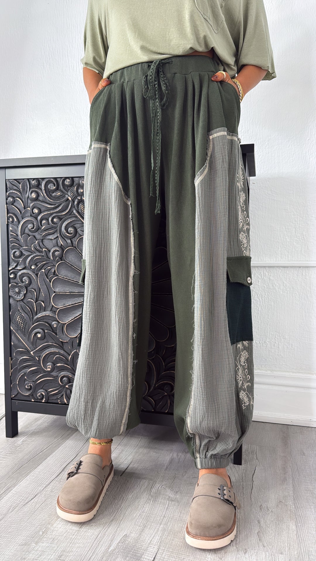 DOORBUSTER: Forever Dreaming Relaxed Pant, Moss Green
