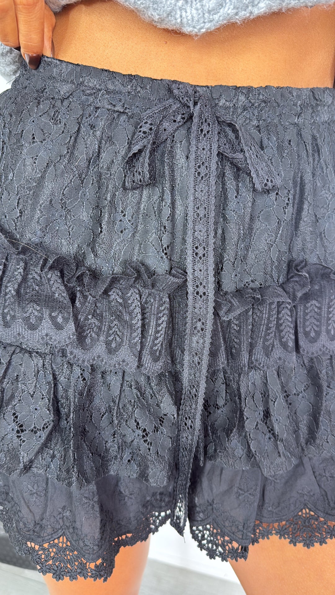 Poppy Lace Tiered Skort, Black