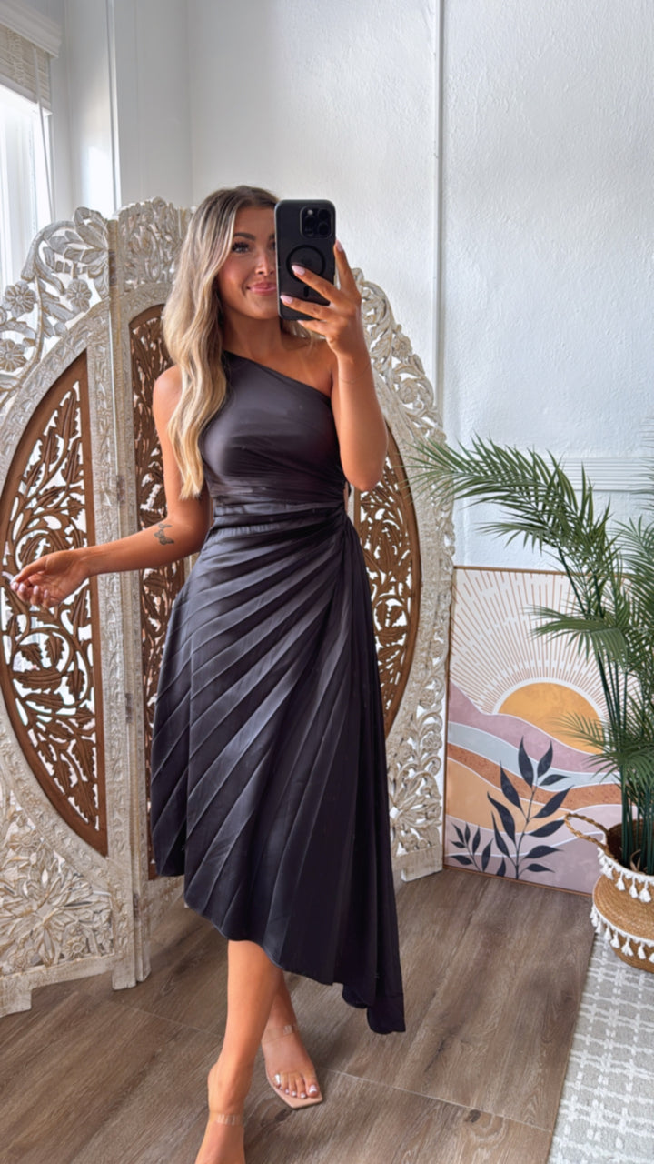 Olivia One Shoulder Satin Pleated Dress, Black