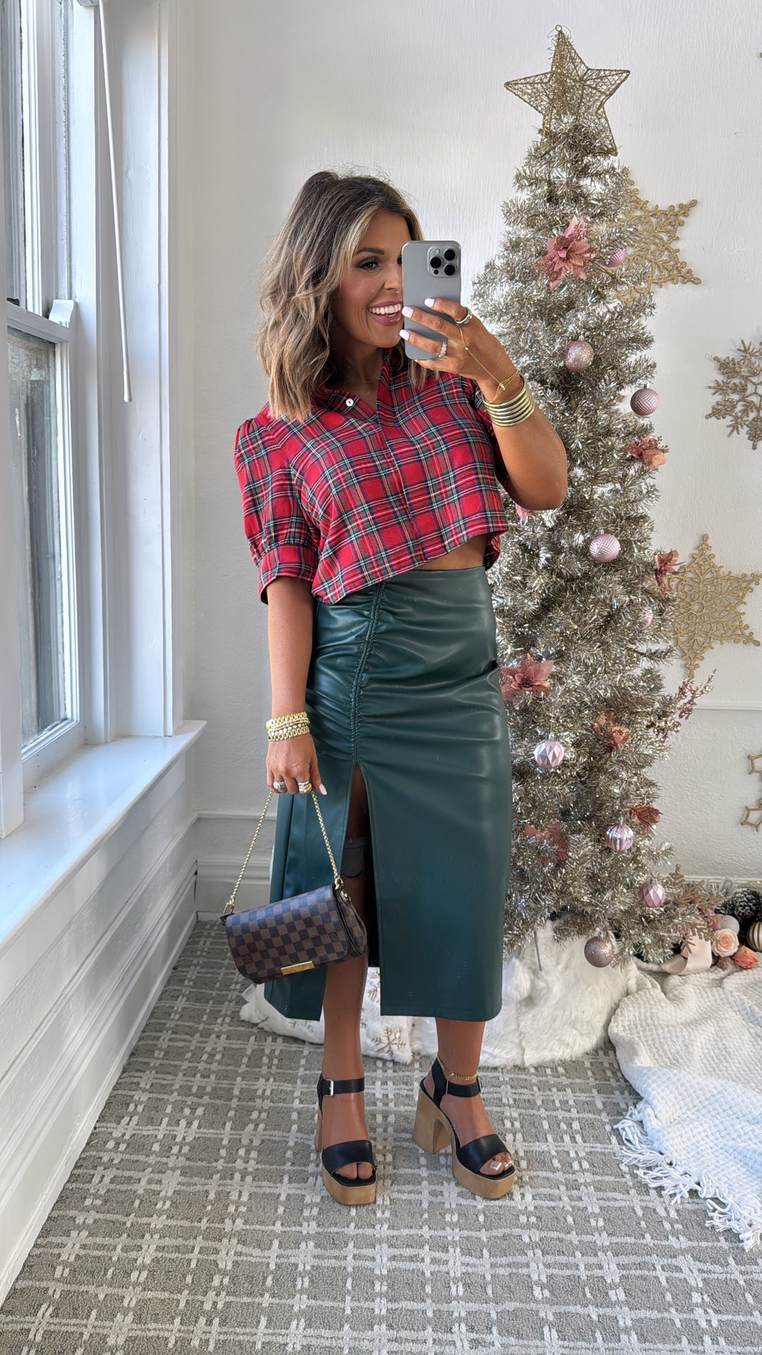 Mistletoe Plaid Top, Red