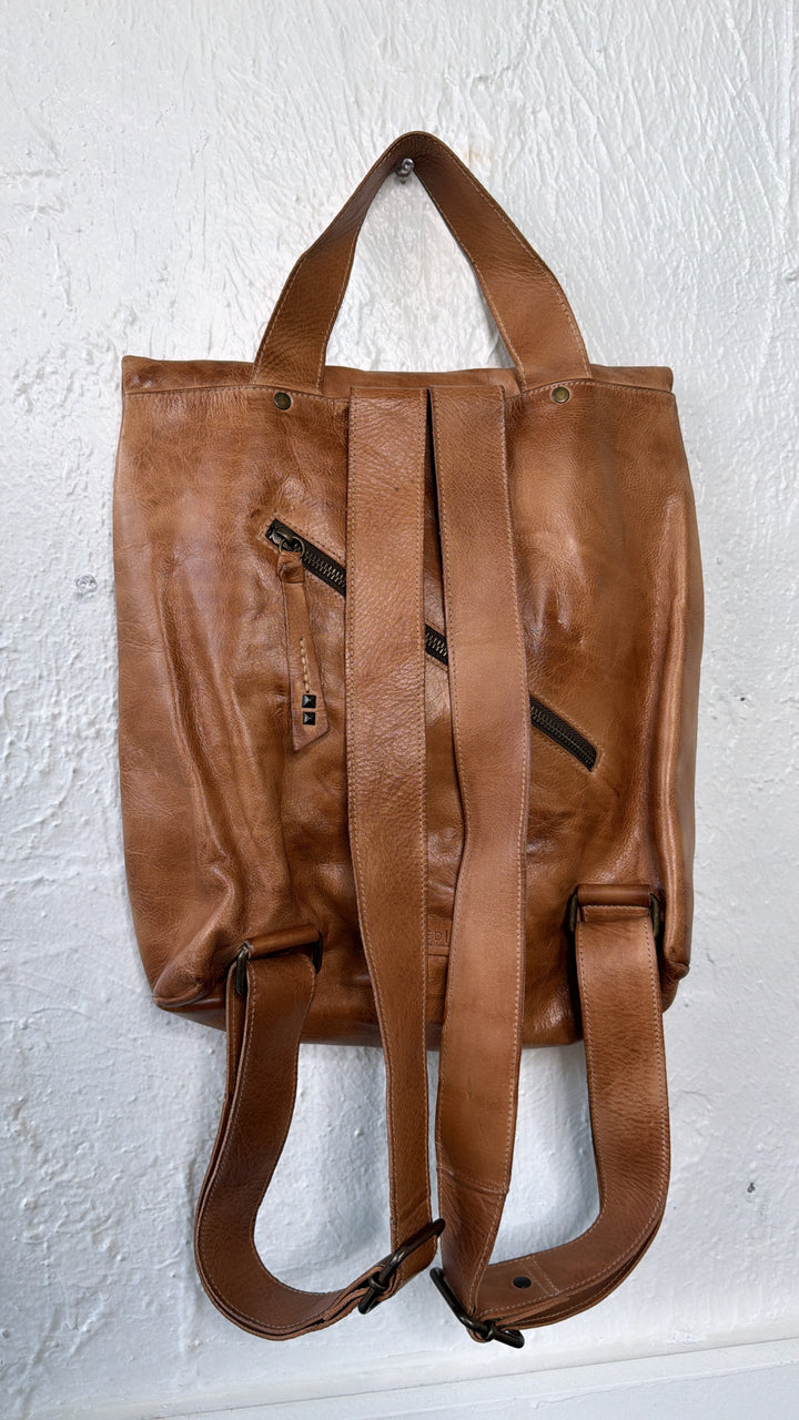 BedStu Howie , Tan Rustic