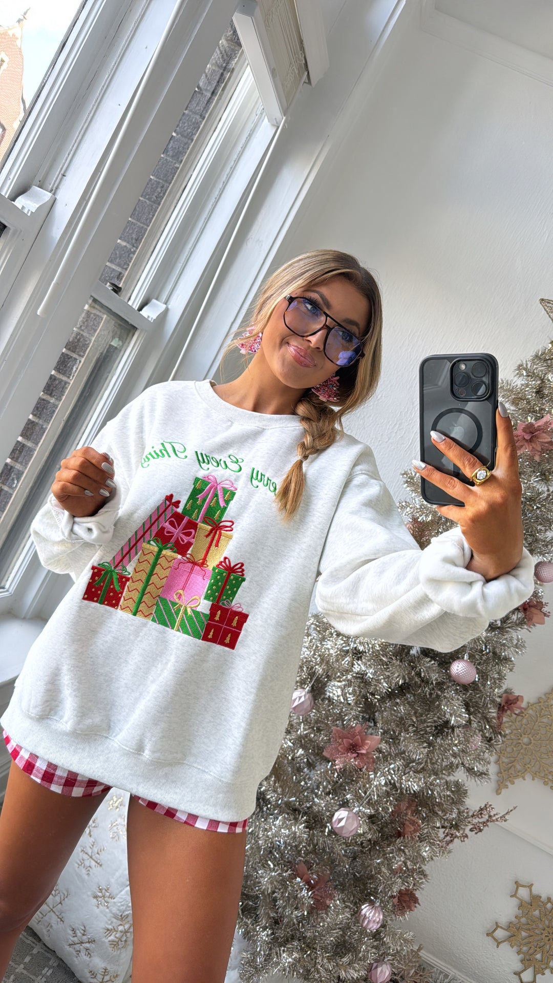 Merry Everything Graphic Crewneck, H. Grey
